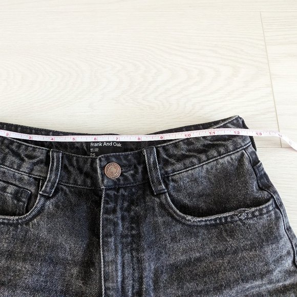 Frank and Oak Stevie High Waisted Black Denim Shorts 3" 25 - Picture 3 of 9